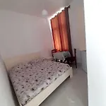 Xhaferaj 게스트하우스 Vlorë