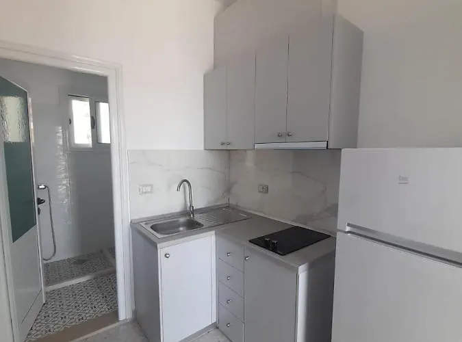 Xhaferaj Pensión Vlorë