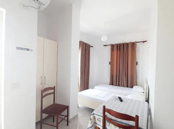 Xhaferaj Affittacamere *