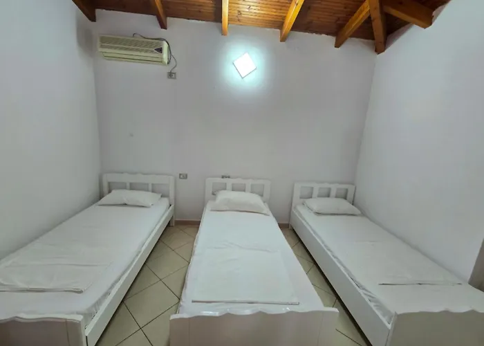 Xhaferaj Affittacamere *